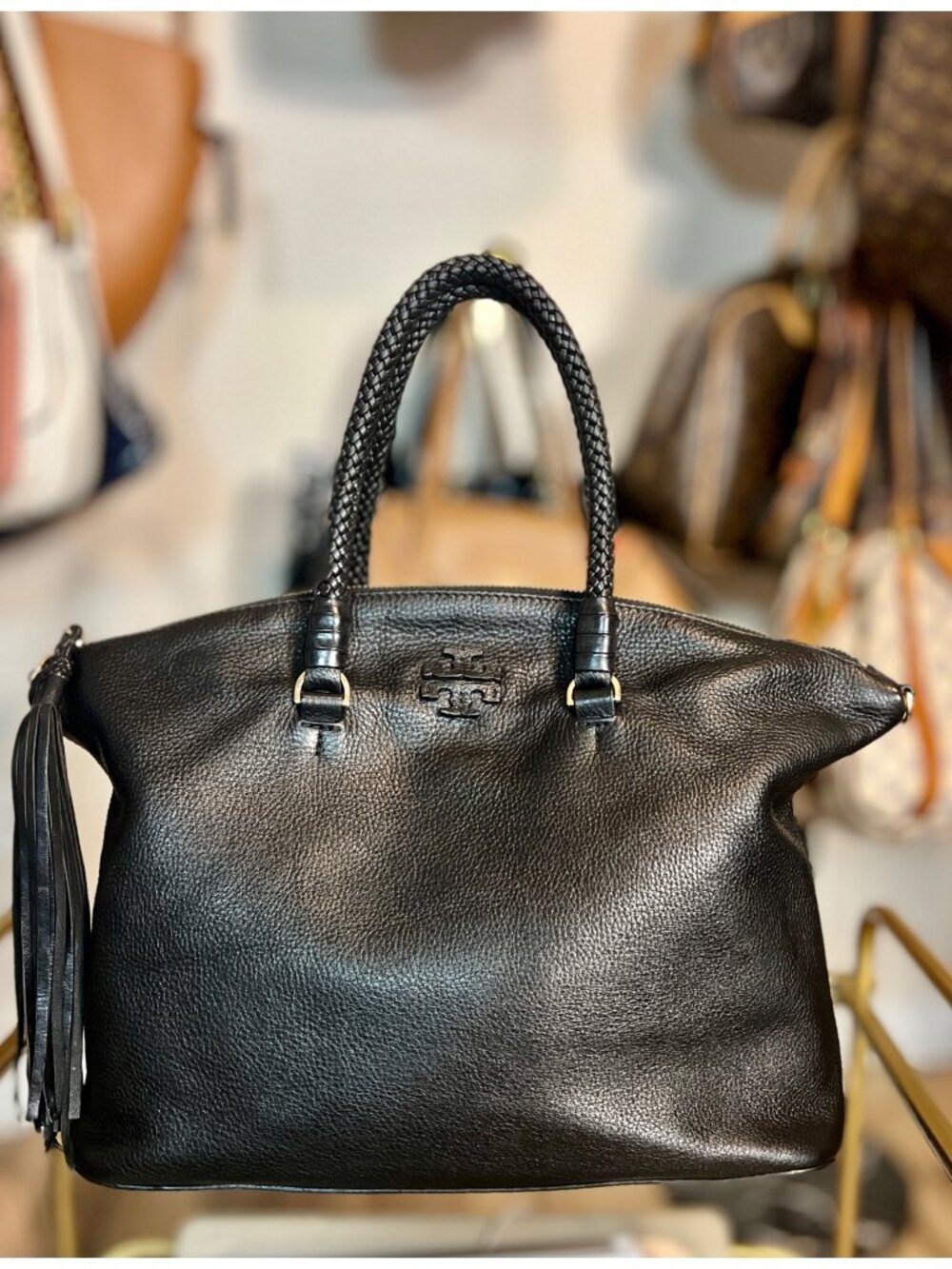 ***Beautiful Tory Burch Black Leather Mcgraw Dome Tote